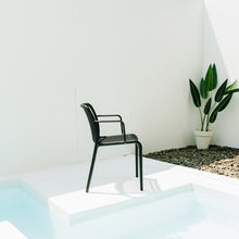 FRIGGA Outdoor Armchair เก้าอี้รับประทานอาหาร มีที่วางแขน พลาสติก - favchair.